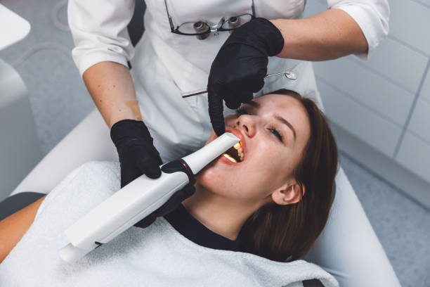 Best Weekend Emergency Dentist in Boronda, CA